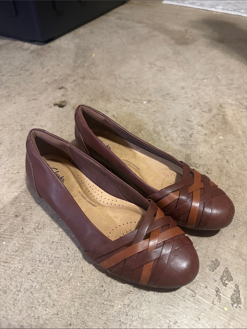 Clarks Two-Tone Brown Woven Leather Flats